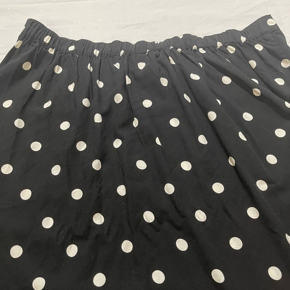 Old navy women’s skirt with elastic waste size L - Picture 9 of 9